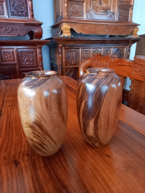 Cặp bình gỗ gõ bông lau ở Quy Nhơn